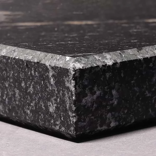 Czarny kamień,marmur,produkcja,montaż,granit,rodzaje kamienia